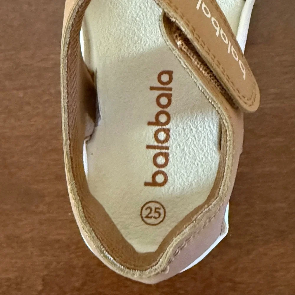 Balabala Baby Sporty Sandals Kids Size 25 8.5 Tan Brown NEW Hook & Loop